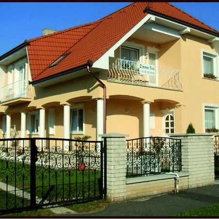 Hotel Erika Vendeghaz Bük Exterior foto
